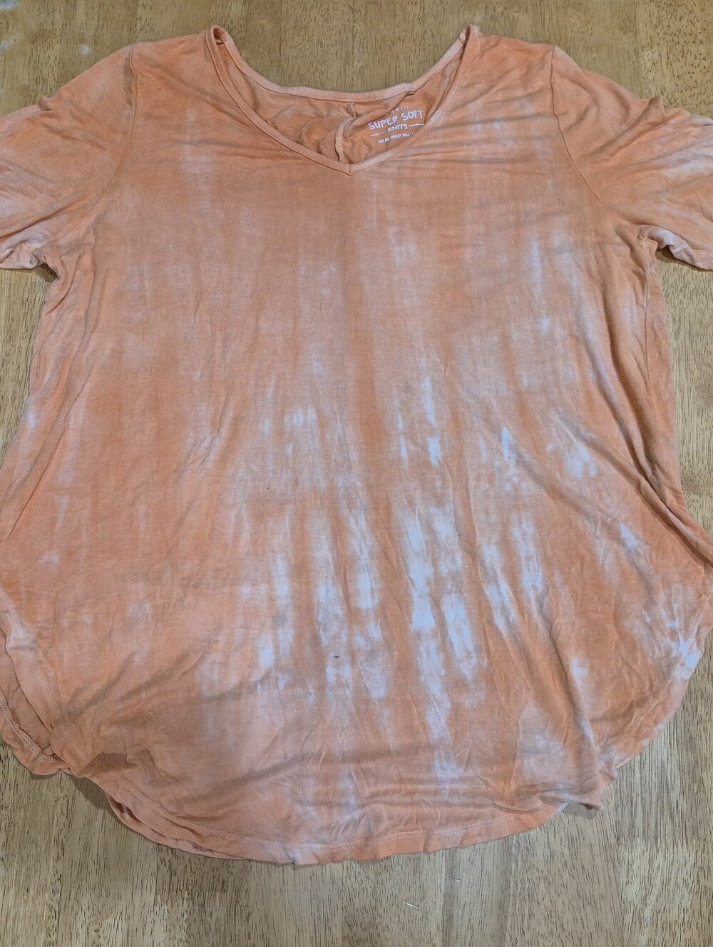 Torrid Peach Super Soft Tie-Dye V-Neck Short Sleeve Tee